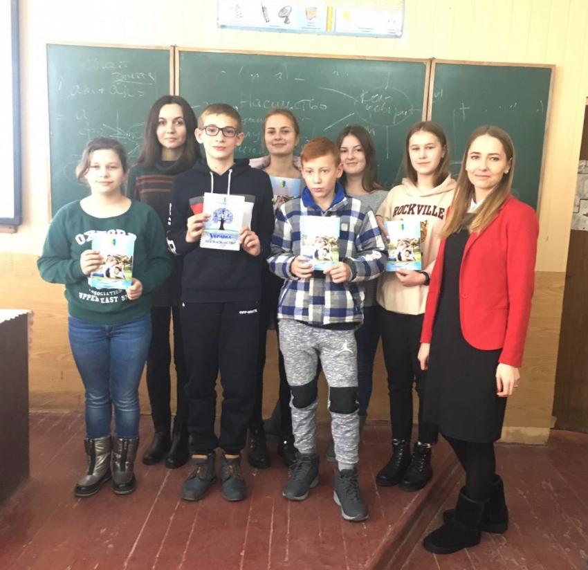 Проведено лекції для учнів Ужгородщини в рамках Всеукраїнської акції "16 днів проти насильства"