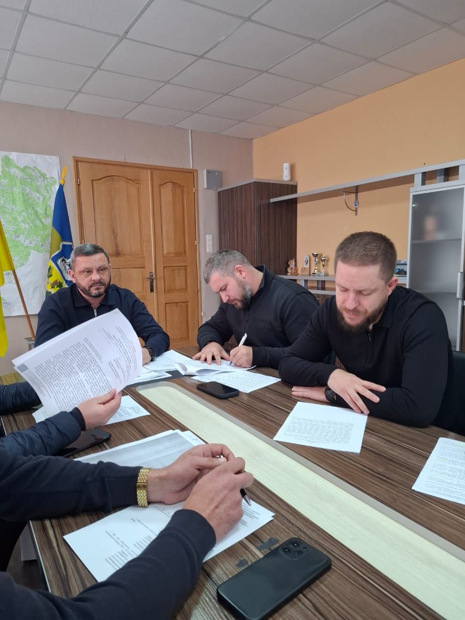 Проведено онлайн нараду з головами територіальних громад Ужгородщини