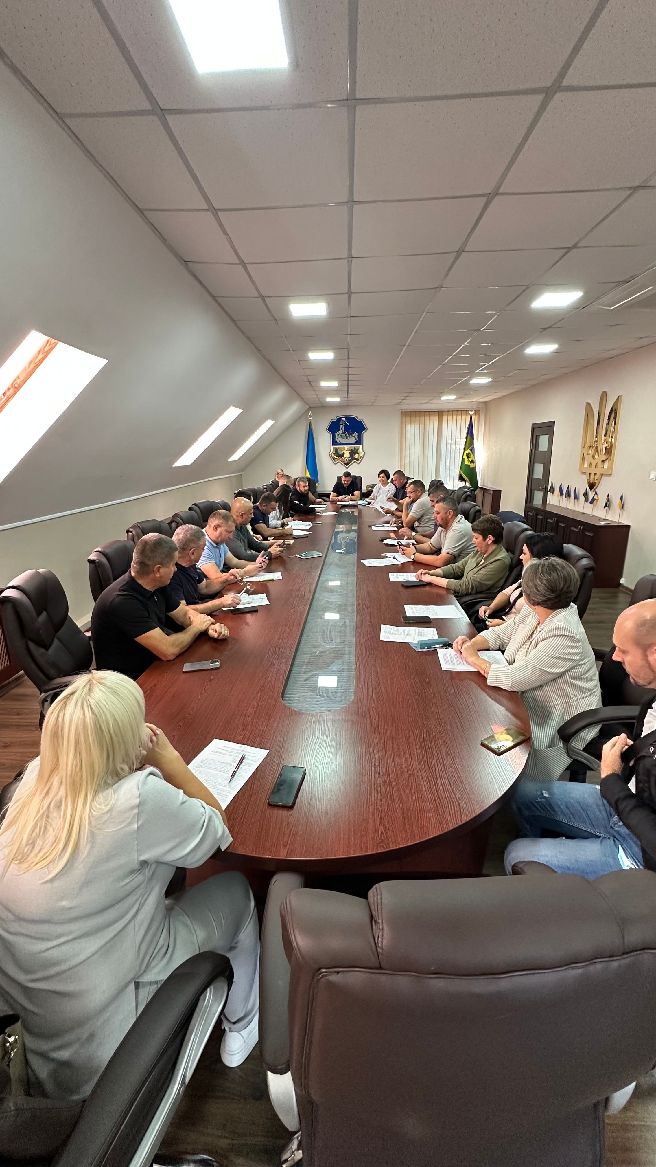 Низку важливих питань, які стосуються ефективного функціонування територіальних громад Ужгородщини, розглянуто на розширеній нараді